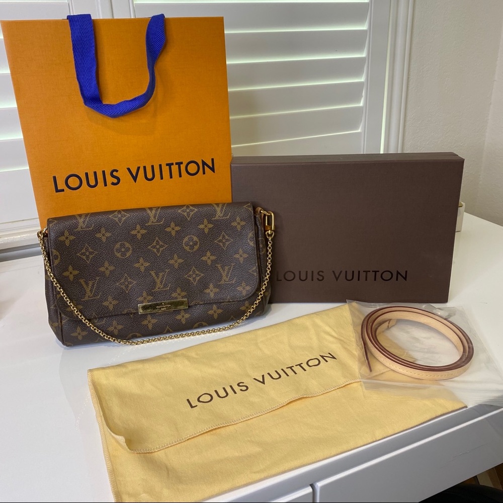 🌟FAVORITE 🌟LOUIS VUITTON CROSSBODY